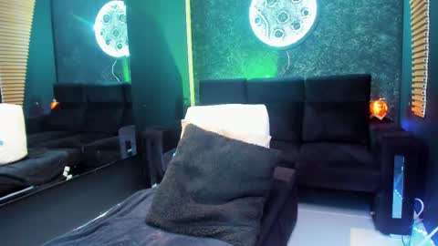 Snapshot of massimowalton2 chatting on 12/18/24, 04:20 massimowalton2 online show from 12/18/24, 04:20