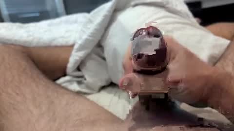 Snapshot of massive1oad chatting on 12/29/24, 09:17 massive1oad online show from 12/29/24, 09:17