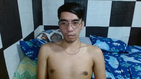 Snapshot of massive_boner02 chatting on 12/15/24, 06:59 massive_boner02 online show from 12/15/24, 06:59