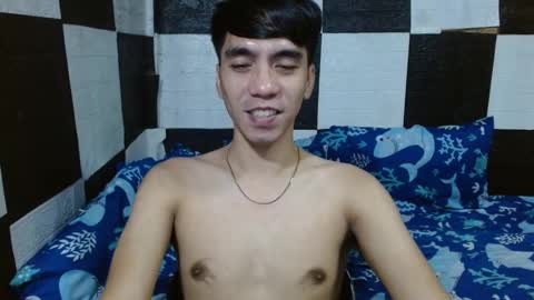 Snapshot of massive_boner02 chatting on 11/11/25, 11:32 massive_boner02 online show from 11/11/25, 11:32