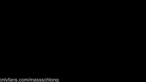 Snapshot of massschlong chatting on 02/10/25, 01:33 massschlong online show from 02/10/25, 01:33