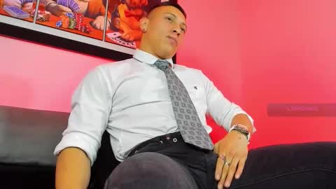 Snapshot of masster_ares chatting on 10/18/25, 03:31 masster_ares online show from 10/18/25, 03:31
