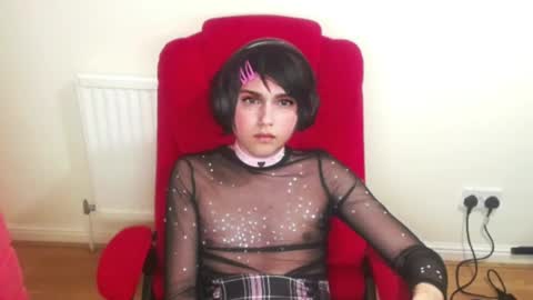 master_and_doll_ online show from 01/30/25, 10:51