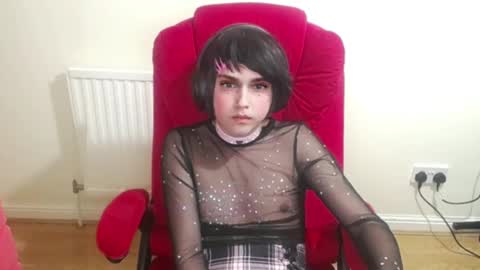 master_and_doll_ online show from 02/28/25, 11:56