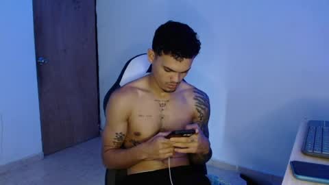 Snapshot of master_black777 chatting on 05/04/26, 12:01 master_black777 online show from 05/04/26, 12:01