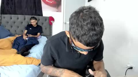 master_boy28 online show from 04/30/26, 05:58