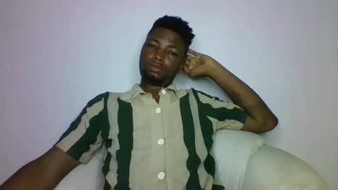 Snapshot of master_kael chatting on 02/14/26, 12:07 Master Kael online show from 02/14/26, 12:07