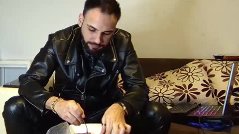 Snapshot of master_roberto333 chatting on 02/03/25, 06:49 SIR online show from 02/03/25, 06:49
