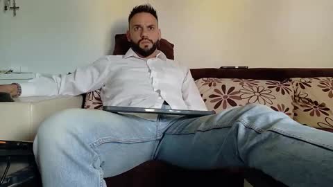 Snapshot of master_roberto333 chatting on 05/02/26, 01:16 SIR online show from 05/02/26, 01:16