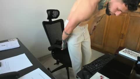 Snapshot of master_steven_01 chatting on 03/20/26, 10:03 steven online show from 03/20/26, 10:03