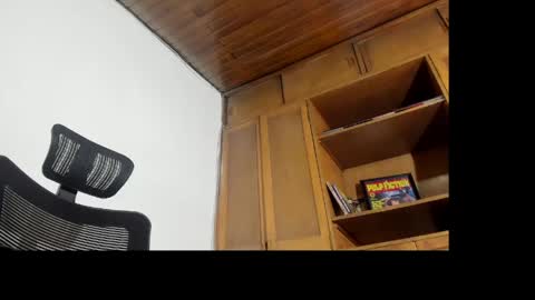 Snapshot of master_steven_01 chatting on 04/20/26, 12:02 steven online show from 04/20/26, 12:02