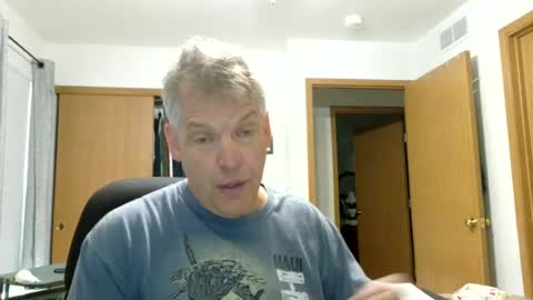 Snapshot of master_thorn chatting on 06/14/26, 06:21 Master Thorn online show from 06/14/26, 06:21