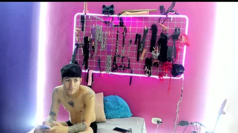 Axel And Melany online show from 04/10/26, 12:21