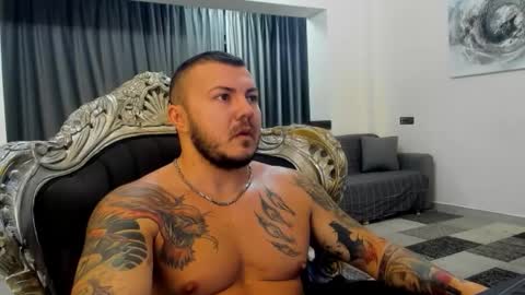 Snapshot of masterdevil11 chatting on 10/17/25, 07:27 Jocker online show from 10/17/25, 07:27