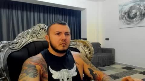 Snapshot of masterdevil11 chatting on 10/23/25, 06:06 Jocker online show from 10/23/25, 06:06