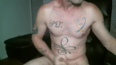 Snapshot of masterlucifer45 chatting on 11/04/25, 03:38 morningstar online show from 11/04/25, 03:38