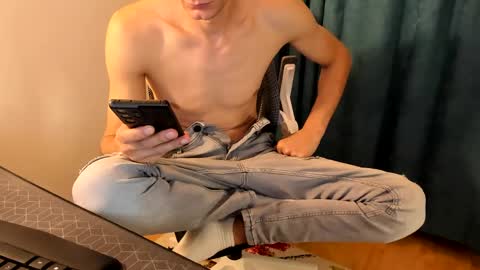 Snapshot of mastermiko chatting on 12/01/24, 11:14 Silly Rabbit online show from 12/01/24, 11:14