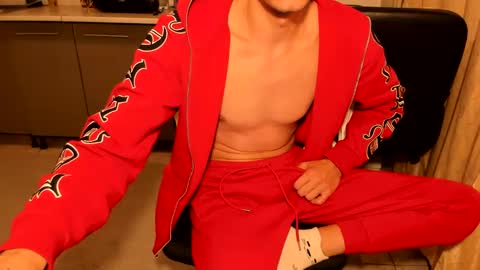 Snapshot of mastermiko chatting on 12/26/24, 08:11 Silly Rabbit online show from 12/26/24, 08:11