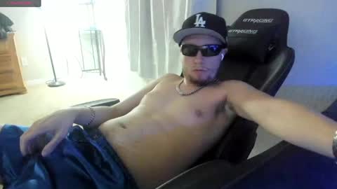 Snapshot of mastermusclebro chatting on 05/12/26, 03:47 mastermusclebro online show from 05/12/26, 03:47