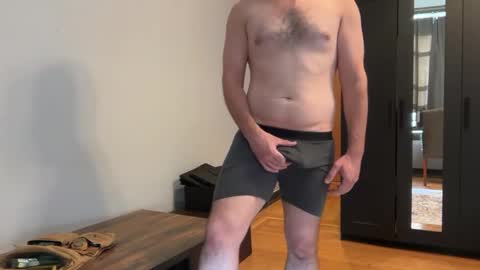 Snapshot of masternate895 chatting on 09/14/25, 08:08 Aiden online show from 09/14/25, 08:08