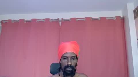 Snapshot of masterr_bate chatting on 09/28/25, 06:52 Marl online show from 09/28/25, 06:52