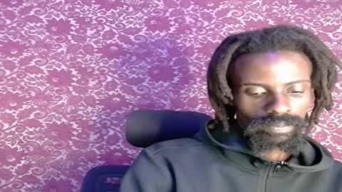 Snapshot of masterr_bate chatting on 10/11/25, 08:29 Marl online show from 10/11/25, 08:29