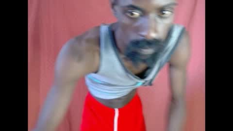 Snapshot of masterr_bate chatting on 10/15/25, 09:42 Marl online show from 10/15/25, 09:42