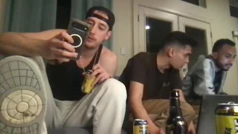 masterrobert134 online show from 12/15/25, 06:06