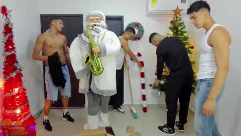 Team Cris Darwin- Fernando- Stiven- David online show from 12/04/25, 11:41