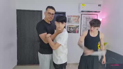 Team Cris Darwin- Fernando- Stiven- David online show from 06/19/26, 11:03