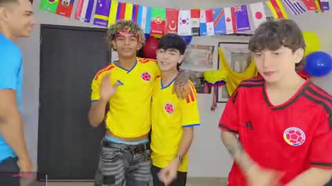 Team Cris Darwin- Fernando- Stiven- David online show from 06/27/26, 11:26