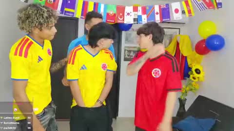 Team Cris Darwin- Fernando- Stiven- David online show from 06/27/26, 12:22