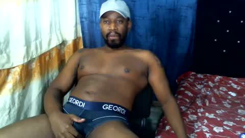 Snapshot of mastershow69 chatting on 02/23/25, 04:17 camilo online show from 02/23/25, 04:17
