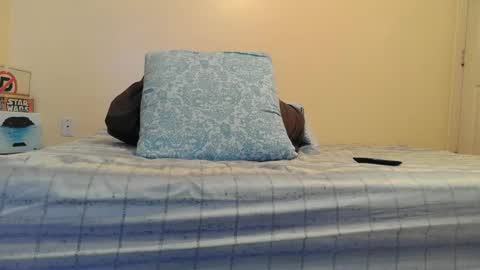 Snapshot of mastersw0rd chatting on 11/24/25, 03:34 mastersw0rd online show from 11/24/25, 03:34