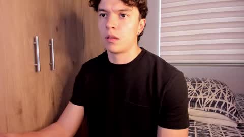 mastrangelo_x online show from 11/21/25, 08:51