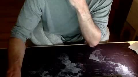 Snapshot of masturbatemindbreaker chatting on 01/06/25, 10:05 MasturbateMindbreaker online show from 01/06/25, 10:05