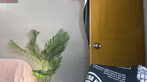 SuSu online show from 09/15/25, 02:33