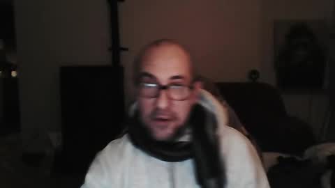 Snapshot of mat11efou chatting on 12/31/24, 04:25 mat11efou online show from 12/31/24, 04:25