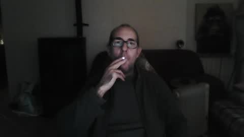 Snapshot of mat11efou chatting on 01/25/25, 12:05 mat11efou online show from 01/25/25, 12:05