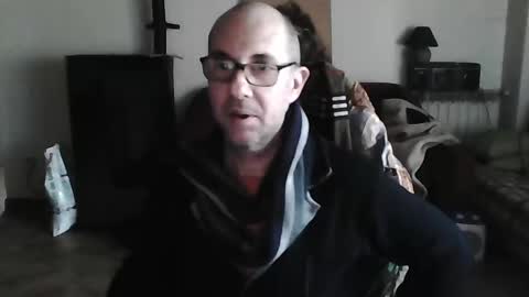 Snapshot of mat11efou chatting on 02/16/25, 08:43 mat11efou online show from 02/16/25, 08:43