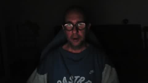Snapshot of mat11efou chatting on 09/24/25, 01:20 mat11efou online show from 09/24/25, 01:20