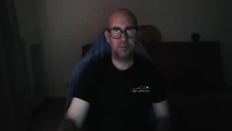 Snapshot of mat11efou chatting on 09/30/25, 02:05 mat11efou online show from 09/30/25, 02:05