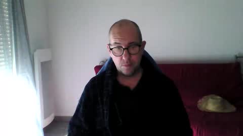 mat11efou online show from 11/17/25, 01:17