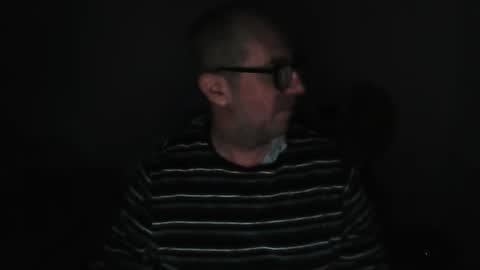Snapshot of mat11efou chatting on 12/22/25, 01:24 mat11efou online show from 12/22/25, 01:24