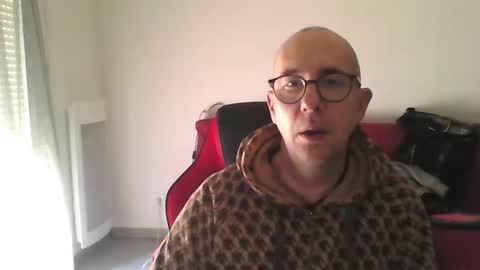 Snapshot of mat11efou chatting on 01/07/26, 12:40 mat11efou online show from 01/07/26, 12:40