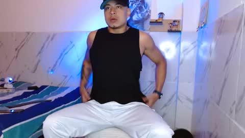 Snapshot of mat_kush chatting on 11/17/25, 02:17 Matt online show from 11/17/25, 02:17