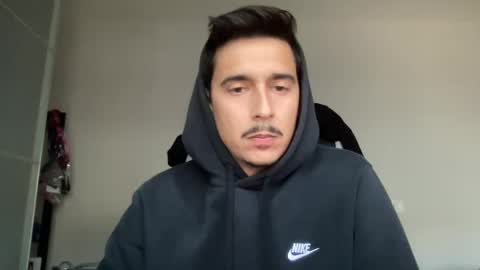 Snapshot of matahavi chatting on 01/02/25, 08:39 Aaron online show from 01/02/25, 08:39