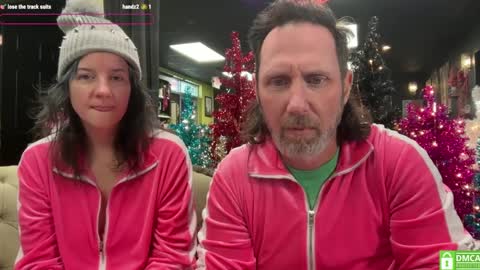 Snapshot of matchingtracksuits chatting on 01/12/25, 04:40 Jer and Kel online show from 01/12/25, 04:40