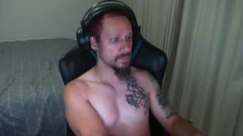 Snapshot of matchy666 chatting on 12/28/24, 08:48 Matchy online show from 12/28/24, 08:48