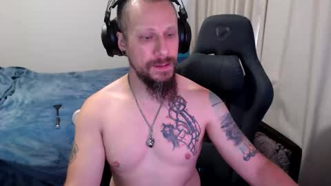 Snapshot of matchy666 chatting on 11/27/25, 06:26 Matchy online show from 11/27/25, 06:26